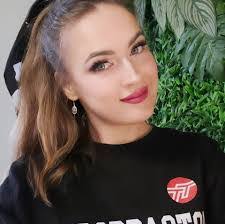 Beata Parzych's Instagram, Twitter & Facebook