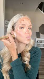 Blends like Buttah🙌, Seriously. Cream makeup for women is so beautiful.  It’s beautiful