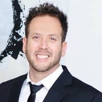 Perla Arriola's Instagram, Twitter & Facebook