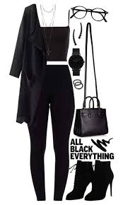 Timeless Black And White Outfits Fashion Black Fashion Outfits Timeless White Tenues Mode Vetements Styles Mode Vetement