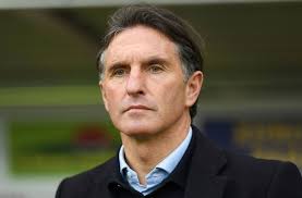 He has been the manager of several german clubs and currently manages hamburger sv. Ex Vfb Trainer Bruno Labbadia Knallharte Abrechnung Mit Michael Reschke Vfb Stuttgart Stuttgarter Nachrichten