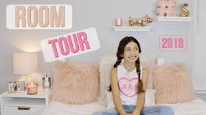 Decorate your dorm or room with this peachy pink collage kit. Room Tour 2018 Rose Gold Tumblr Aesthetically Decor Youtube