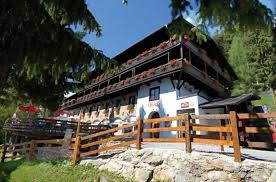 Die seilbahnen komperdell beweisen mit der. Apart Pension Obladis Appartement Bauernhof Pension Zimmer Ladis Serfaus Fiss Ladis Tirol