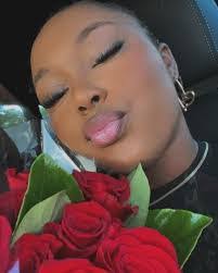 Raven Lacy's Instagram, Twitter & Facebook