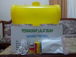 Perangkap lalat buah adalah alat untuk memerangkap lalat buah yang menjadi musuh para petani selama ini. Toko Pertanian Petani Indonesia Lmga Agro Perangkap Lalat Buah Praktis Tinggal Pakai