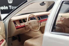 Image result for Oxford White 1990 Lincoln