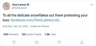 Ebony Laprocina (@RandomsByEbbie)