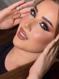 من یه هنرمندم که با دستام زیبایی خلق میکنم‎ (@saba_hadipour_makeupartist) ·  Instagram photos and videos