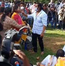 Sai madan hanuman 8.875 views6 months ago. Chiranjeevi Sarja Funeral Pregnant Wife Crying Inconsolably Over Her Dead Husband S Body Will Break You Hearts Popular Actors Pay Their Last Respects