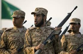 في العلوم العسكرية وتنقسم المناهج التي يدرسها الطالب في الكلية إلى قسمين 1 مجلة كلية الملك خالد العسكرية. Ø§Ù„ØªÙ…ÙˆÙŠÙ‡ Ø§Ù„Ø¬Ø¯ÙŠØ¯ Ù„Ù„Ø­Ø±Ø³ Ø§Ù„ÙˆØ·Ù†ÙŠ Ø§Ù„Ø³Ø¹ÙˆØ¯ÙŠ Defense Arab Ø§Ù„Ù…Ù†ØªØ¯Ù‰ Ø§Ù„Ø¹Ø±Ø¨ÙŠ Ù„Ù„Ø¯ÙØ§Ø¹ ÙˆØ§Ù„ØªØ³Ù„ÙŠØ­