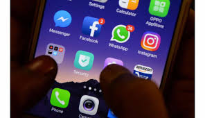 Pour whatsapp, les applications ont été incapables de se connecter, mais, peu après 19 heures. Applications Instagram Whatsapp Et Messenger Ont Subi Une Panne