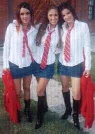 Mientras mi mente viaja donde tú estás mi padre grita otra vez que me malgasto mi futuro y su y soy rebelde cuando no sigo a los demás sí soy rebelde cuando te quiero hasta rabiar y soy. Rebelde Memories Rebelde 1 Temporada Behind The Scenes