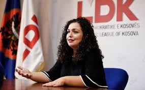 Vjosa osmani izabrana je večeras za novu predsednicu tzv. Rtv Fontana Vjosa Osmani E Konfirmon Po Hap Parti Te Re ÙÙŠØ³Ø¨ÙˆÙƒ