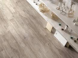 Fliesen in holzoptik sind der absolute trend. Fliesen In Holzoptik Heuger Fliesen Naturstein Gmbh