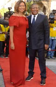 He was born on the 8th of april 1971 in free state, south africa. Sona 2016 The Fashions Elizabeth Galloway