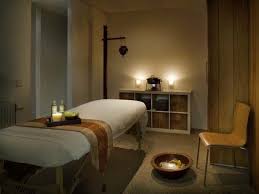 Aveda Daysppa Amsterdam Beauty Wellness Hotspot Via Yourlbb Idee Salon Salon De Massage Et Salle De Massage