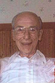 Ruth Kastner's Instagram, Twitter & Facebook