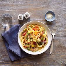 Enjoy A Tasty And Delicious Meal With Your Loved Ones Learn How To Make One Pot Bucatini All Amatricianna With Artichok Artichoke Recipes Recipes Pasta Dishes