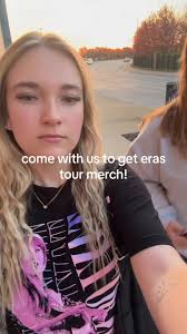 the convention center in downtown indy is now open for early merch  shopping!! #erastour #indy #erastourtaylorswift #indiana #taylorswift  #taylorswiftmerch #night2 @paige 🤠💖⚡️