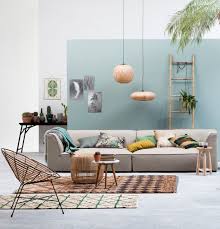 1001 Idees Deco Charmantes Pour Adopter La Nuance Vert Celadon Idee Deco Couleur Mur Salon Deco Salon