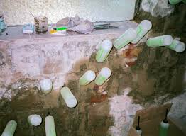 Bei wasserschäden übernehmen wir die wasserschadensanierung von feuchten wänden und die mauertrockenlegung. Seit Uber 20 Jahren Trocken Feuchtigkeit Im Nurdach Haus Ausgeschlossen Veinal