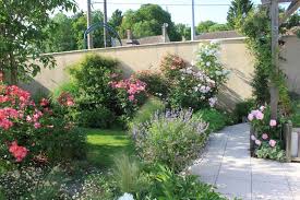 Le jardin des chats, votre hôtel de luxe pour chats accueille les pensionnaires de toute la france. Visite Du Jardin Du Chat Vert Plaisir Jardin Com