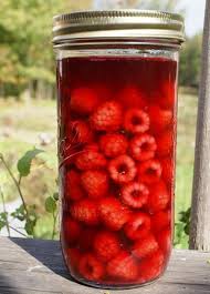 Raspberry Vinegar And Raspberry Vinaigrette Recipe Con Imagenes Corazones De Alcachofa Flores Comestibles Salsas