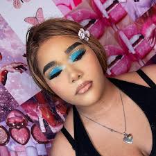 Bey Beautiful Makeup added a new photo.