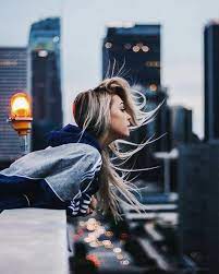 Heart Wants What The Heart Wants Portrait Photography Poses Photoshoot Poses Photography Poses Women