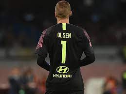 Jump to navigation jump to search. Roma Keeper Robin Olsen Und Die Alisson Becker Burde Serie A 11 Spieltag Giallorossi Stark Unter Druck Kicker