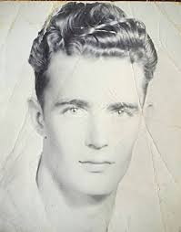 We've lost a long time resident in Branford. Condolences to the Medlyn  Family. Stony Creek will not be the same. Rest in Peace Doris ❤️