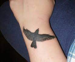 Eagle outline tattoo this outline of an eagle is already magnificent. 12 Small Eagle Tattoo Designs And Ideas Webhouse Asia