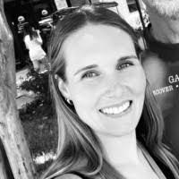 Tara Melton's Instagram, Twitter & Facebook