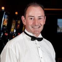 60+ perfiles de «Collinson»