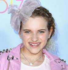 Sabre Norris Wiki Age Net Worth Boyfriend Family Biography More Thewikifeed