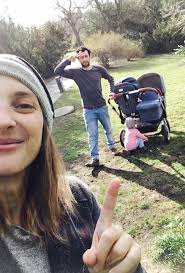 Mar 15, 2021 · zpěvačka barbora poláková je maminkou dvou malých holčiček. Barbora Polakova Z Koncertov Letim Za Dcerami