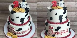 A really cool restaurant that has some awesome advertising with some stupid cows. This Chick Fil A Themed Cake Is Serious Birthday Goals It S A Southern Thing