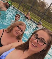 Adventure is out there! 🌴