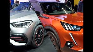 Mercedes Benz Gla 2020 Vs Peugeot 2008 2020 Youtube
