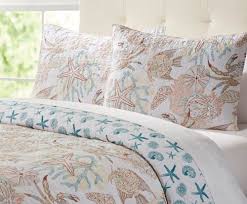 There is nothing i like more than a simple quilt pattern that looks complicated. Coastal Sea Life Cotton Quilts For Beach Dreamers Coastal Decor Ideas Interior Design Diy Shopping