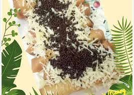 Resep crepes sajian sedap ini menggunakan isian meses cokelat dan keju. Cara Membuat Lumpia Pisang Coklat Keju Istimewa