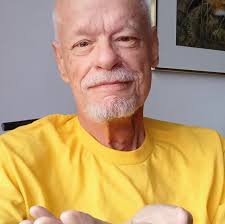 I came across this photo from an old Mercury News article. As a kid in the  50's and 60's, Ken Ying Low was my parent's go-to place for Chinese food in  San