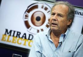 Imágenes de la primera mitad entre barnechea y unión san felipe en el municipal de lo lucha y festejos dejó el primer tiempo. La Hora De Alfredo Barnechea El Montonero