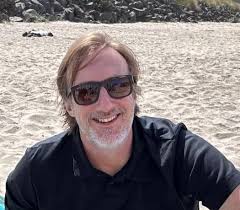 About creative coach Dean Coates — Rockpool Coaching