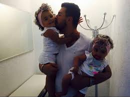 Trei dintre acestea au murit pe loc, scrie news.ro. Bitte Teilen Patronus Protection Facebook