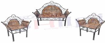Those will be your main statement pieces for achieving traditional allure. Buy Shilpi Wooden Iron Fancy Design Sofa Set Of 3 Pcs Traditional Design For Living Room Garden Decor Wooden Sofa Set Online Get 20 Off