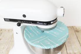 Using the wire whisk/whip attachment, and splash guard (if you have one) be sure to use your kitchen towel to cover up any open areas to avoid splashing. Kitchenaid Mixer Bowl Cover