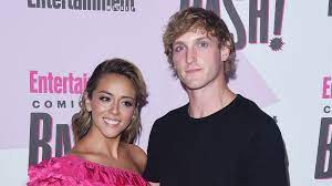 Logan paul reveals how ex chloe bennett 'changed his life' (exclusive) this video is unavailable because we were unable to load a message from our sponsors. Logan Paul So Hubsch Ist Seine Freundin Chloe Bennet Intouch