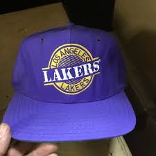 Sehr gut erhaltene vintage cap von den los angeles lakers in einem vintage laden in la für sehr. Accessories Vintage Los Angeles Lakers Hat 9s Poshmark