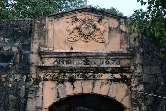 Fort Frederick Swami Rock 130m headland Portuguese 1623 Trincomalee Bay views colonial fortification Sri Lanka